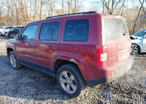 2012 Jeep Patriot Latitude z USA, uszkodzony, nr VIN 1C4NJRFB7CD539986